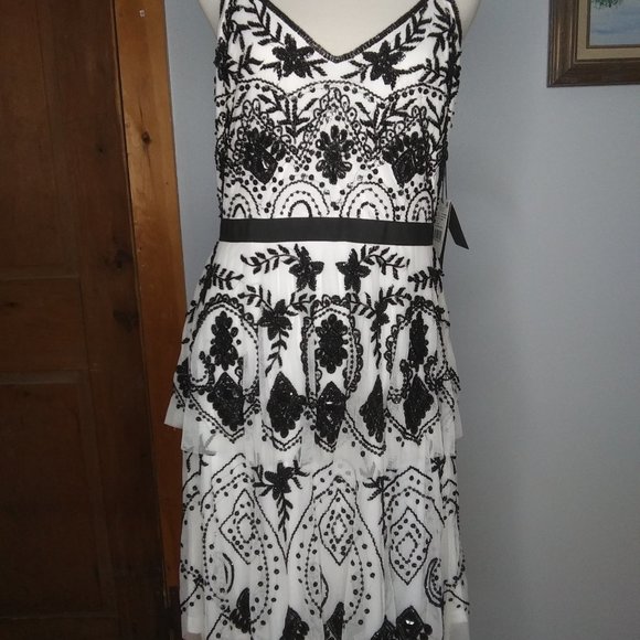 New with some tags Adrianna Papell Cocktail Dress Ivory with black beads - Picture 1 of 16
